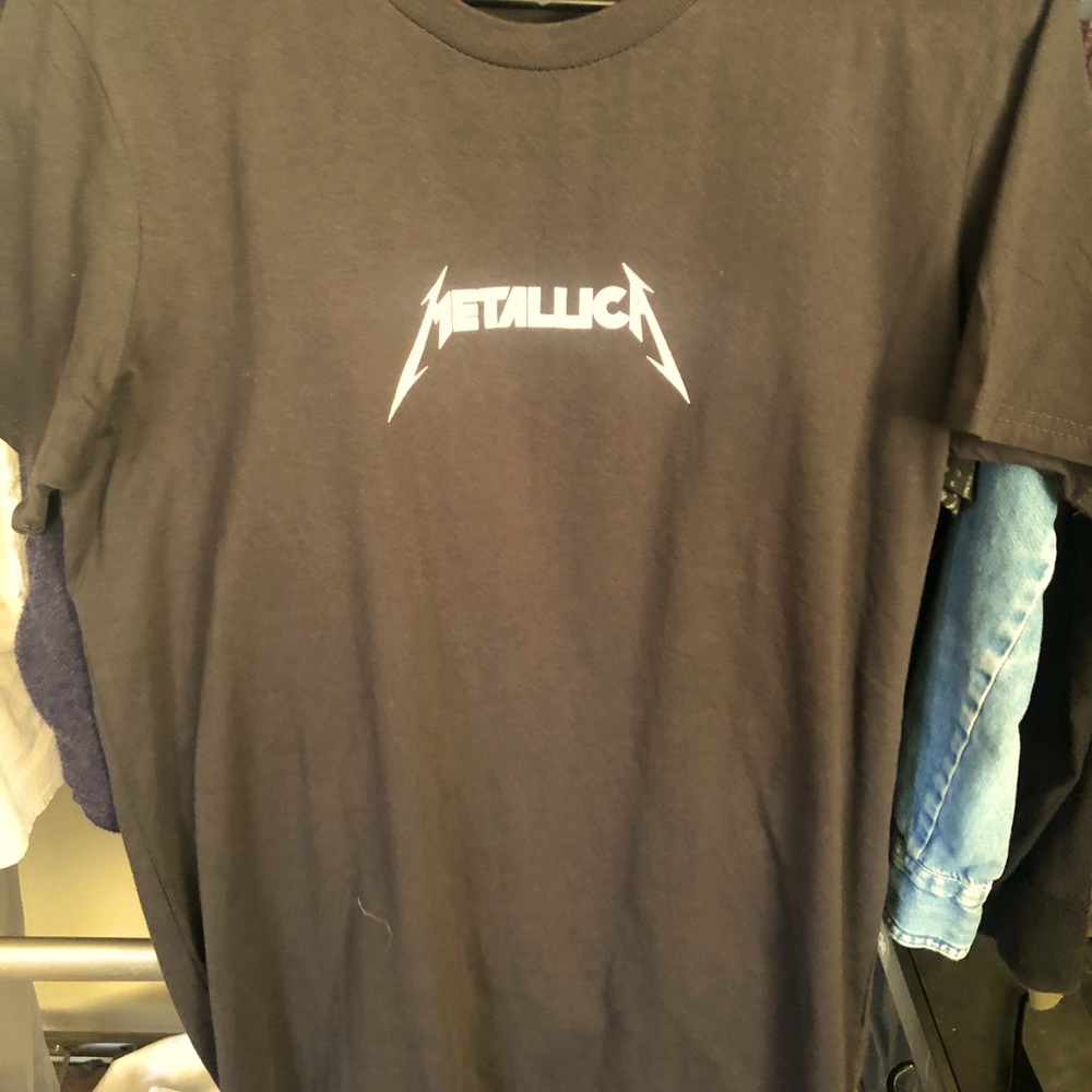 Metallica shirt